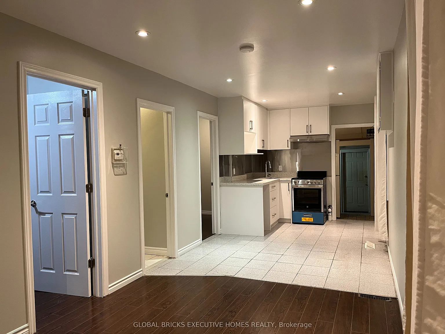 3 bed, $2,500 — Photo 3