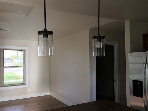 5th image of 4238 Marywood Dr