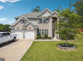 3796 Village Crossing Ln, Ellenwood, GA 30294