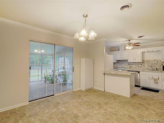 5th image of 8093 Willis Rd