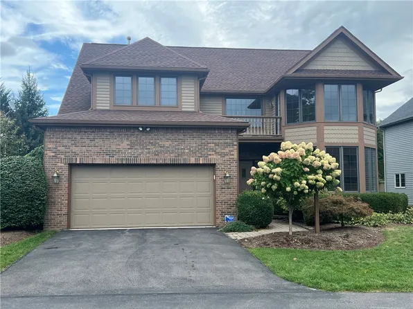 725 Mariner Cir, Webster, NY 14580