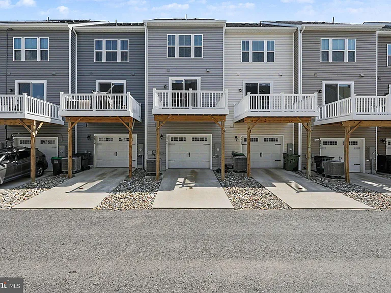 4706 Torrey Ln — Photo 26