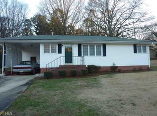 17 Spring Cir SE, Lindale, GA 30147