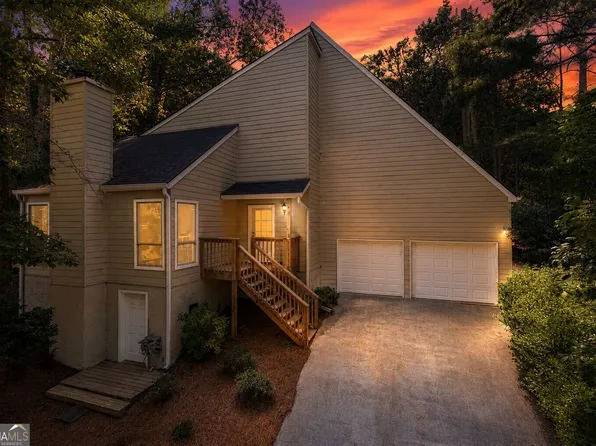 410 N Eagles Blf, Johns Creek, GA 30022