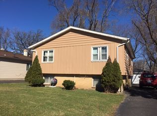 502 Allanson Rd #0, Mundelein, IL 60060