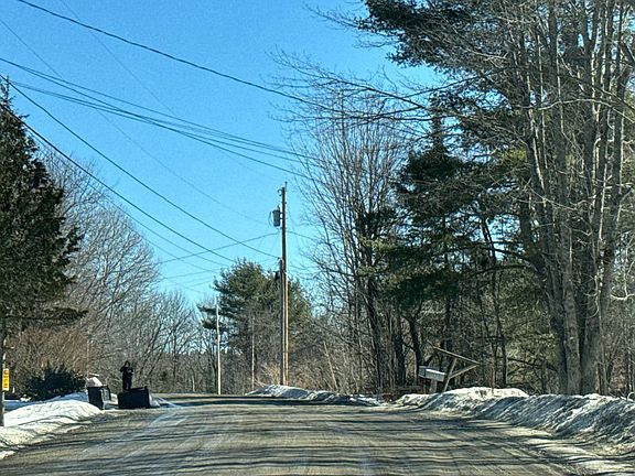 5th image of 16 Hubbard Rd