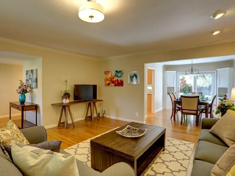 3185 Temple Ct — Photo 7