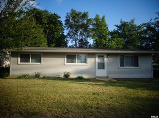 908 James St, South Pekin, IL