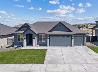 354 Tatoosh Ave, West Richland, WA 99353