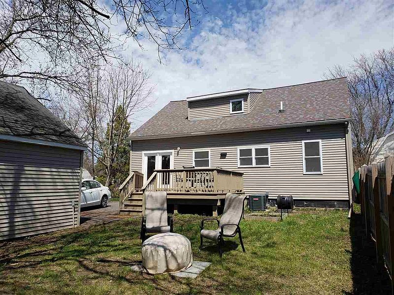 2nd image of 14 OAKLAND Street