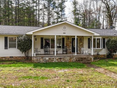 584 Ebenezer Rd, Old Fort, NC, 28762