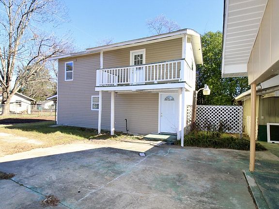 5th image of 1102 N 3rd St