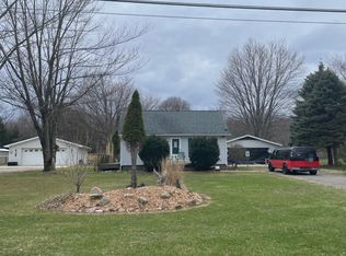 15634 Turner Rd, Lansing, MI 48906