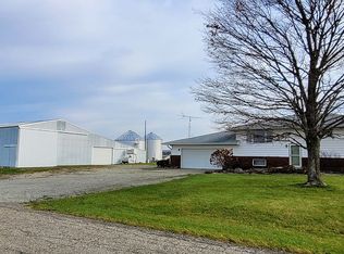 9576 Hawthorn Rd, Plymouth, IN 46563