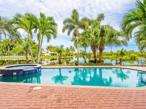 1333 SW 175th Way