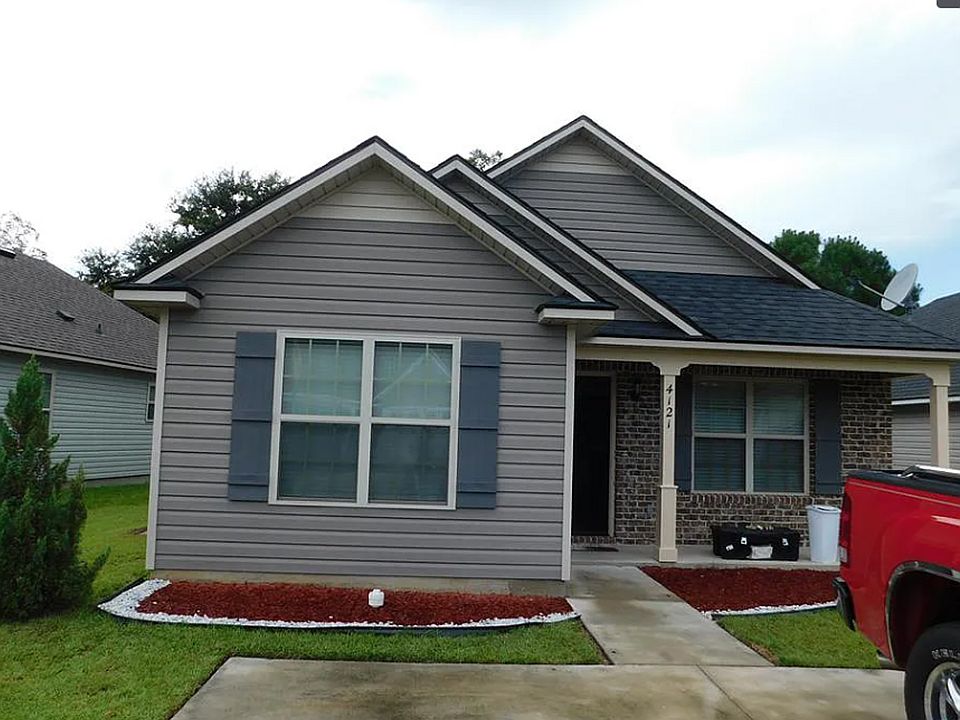 1st image of 4121 Barrington Dr