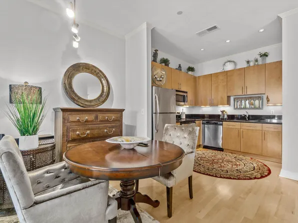 7707 Bluebonnet Blvd APT 320, Baton Rouge, LA 70810