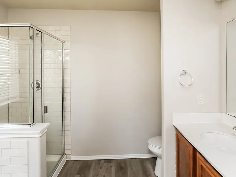 313 Haywood Cir — Photo 12