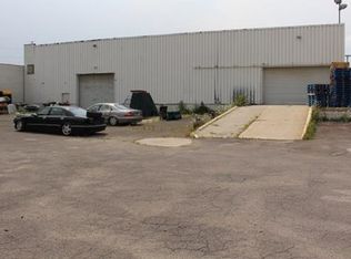 6650 Chase Rd, Dearborn, MI 48126