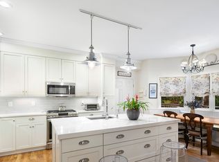 22 Carlisle Ln, Sag Harbor, NY 11963