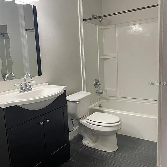 216 Afton Sq #309 — Photo 7