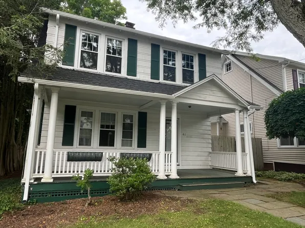 67 Ford St, Hamden, CT 06517