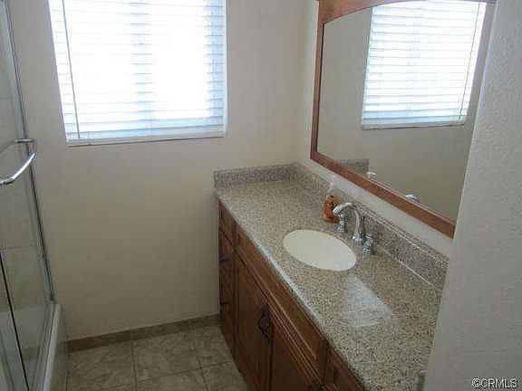 4th image of 4767 N Bellflower Blvd