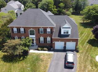 25783 Fenian Ct, Chantilly, VA 20152