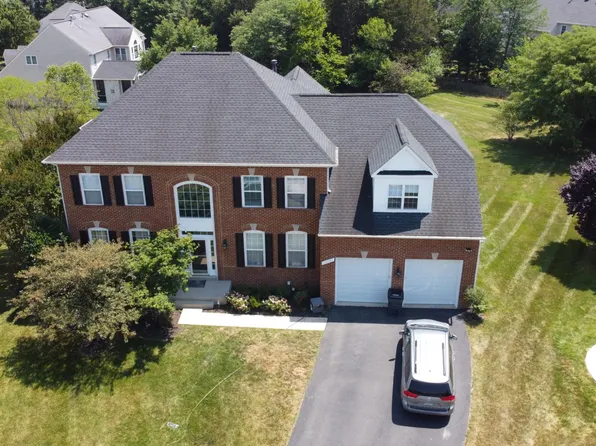 25783 Fenian Ct, Chantilly, VA 20152