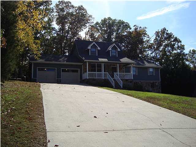 1st image of 31 W Pine Dr
