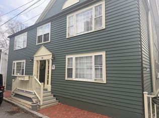 26 Summer St #U-4, Marblehead, MA 01945