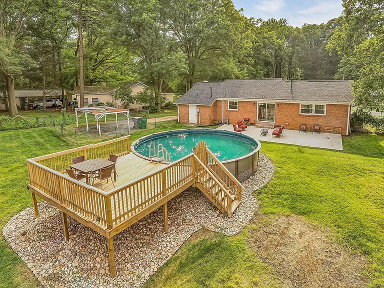 6800 Elm Forest Dr — Photo 21