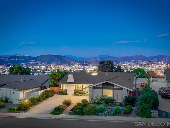 2nd image of 1121 Yerba Verde Dr