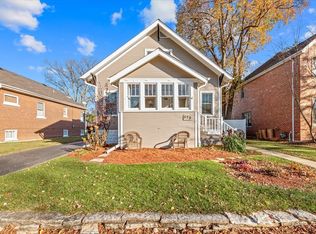 579 S Prospect Ave, Elmhurst, IL 60126