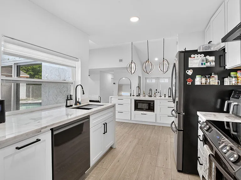 16709 SW 5th Ct — Photo 19