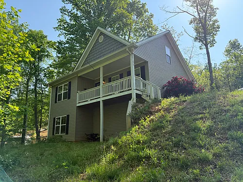 276 Estate Dr Photo 1