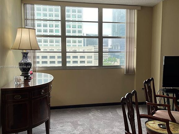 4th image of 801 Brickell Bay Dr APT 862