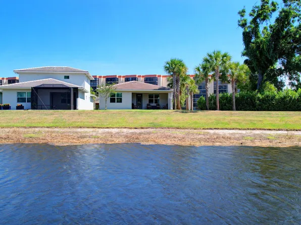 15073 Three Ponds Trail, Delray Beach, FL 33446