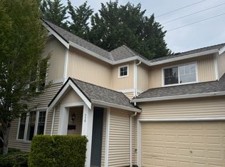 558 227th Ln NE #3, Sammamish, WA 98074