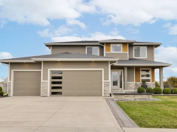 1416 NW Pine View Cir, Ankeny, IA 50023