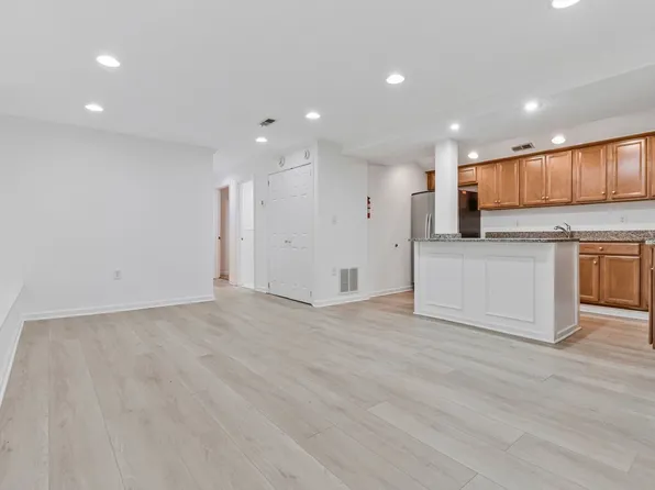 1631 Harvard St NW #B, Washington, DC 20009