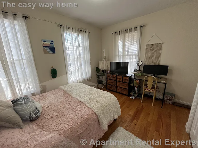 14 Flint St — Photo 11