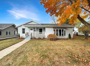 1608 22nd Ave, Menominee, MI 49858