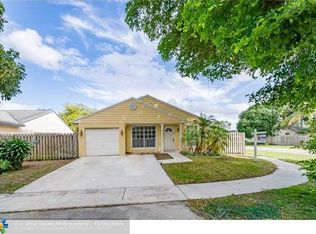 1311 SW 86th Ave, Pembroke Pines, FL 33025