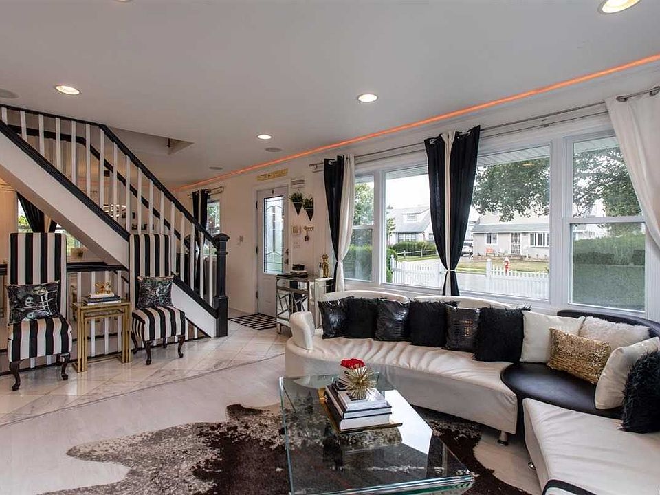 1st image of 61 Ketcham Ave