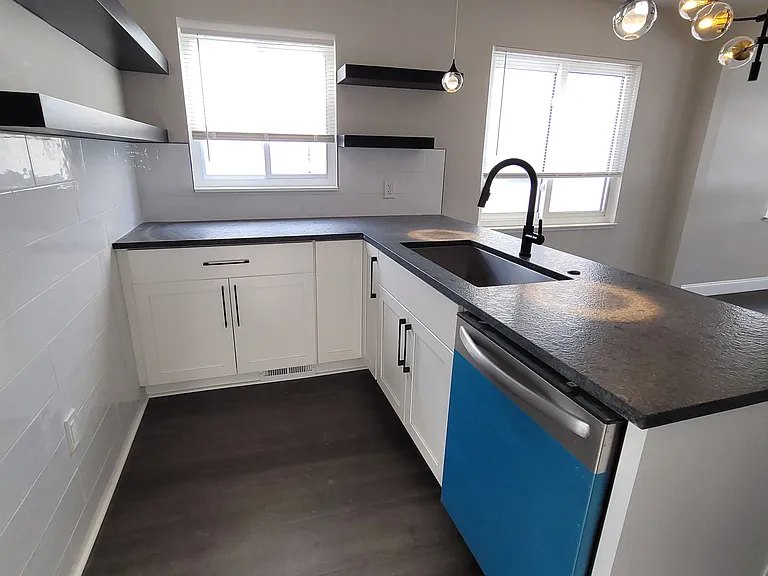 23092 Pilgrim Ave — Photo 14