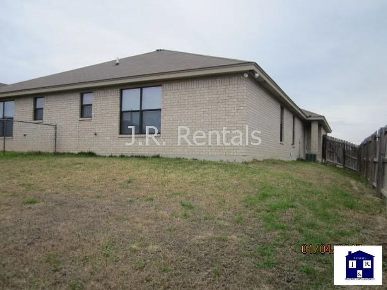 305 Cedar Ridge Dr #A — Photo 24