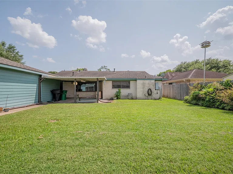 9202 Benning Dr — Photo 41