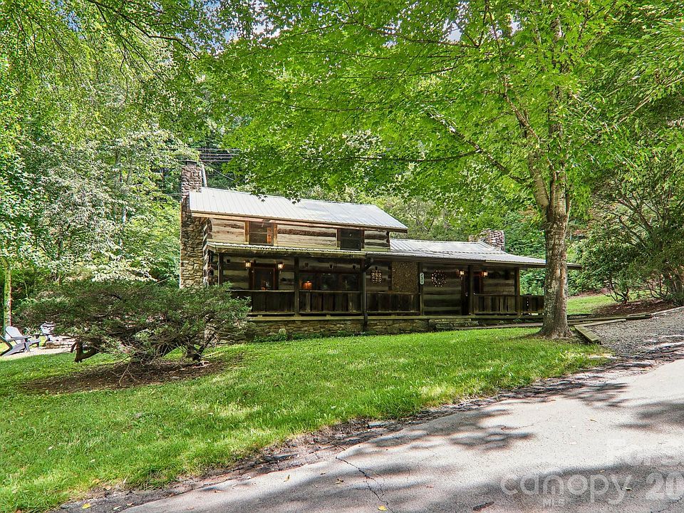 1st image of 251 Village Ln