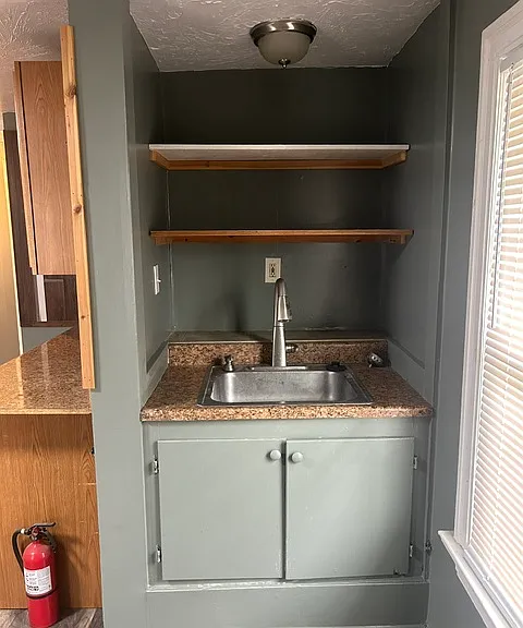 269 E Aurora Rd #3 — Photo 8
